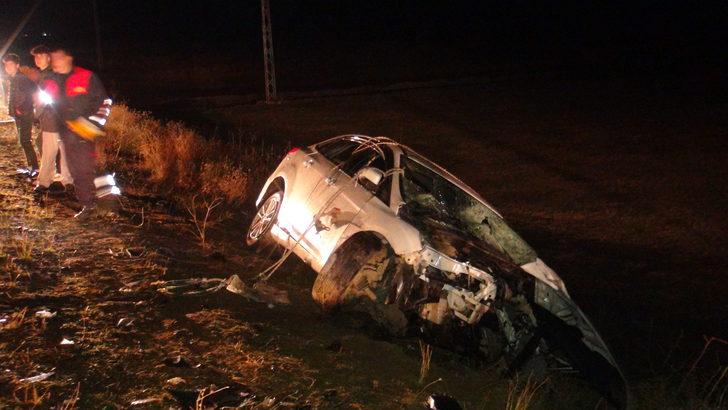 Bitlis'te otomobil ile kamyonetin çarpıştığı kazada 1 kişi öldü, 7 kişi yaralandı G4