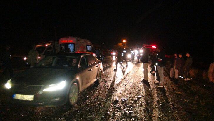 Bitlis'te otomobil ile kamyonetin çarpıştığı kazada 1 kişi öldü, 7 kişi yaralandı G5