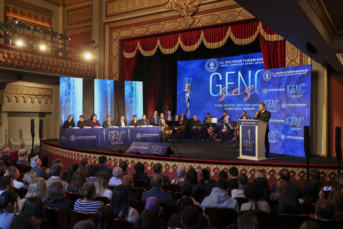Gen&ccedil;ses T&uuml;rk M&uuml;ziği Ses Yarışması Finali Ankara'da yapıldı