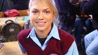 Saçlarını üçe vurdurmuştu! Hayat Bilgisi'nin Barbie Gamze'si İpek Erdem Fransa'ya gitti