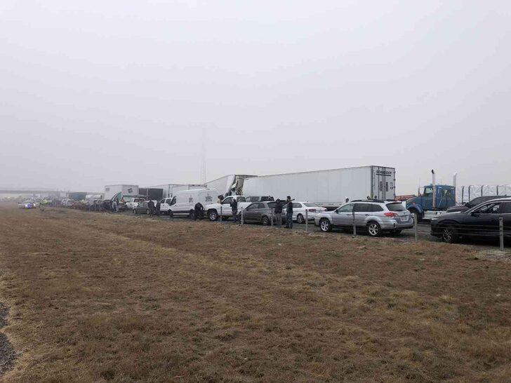 ABD’de 60 araç birbirine girdi: 1 ölü G3