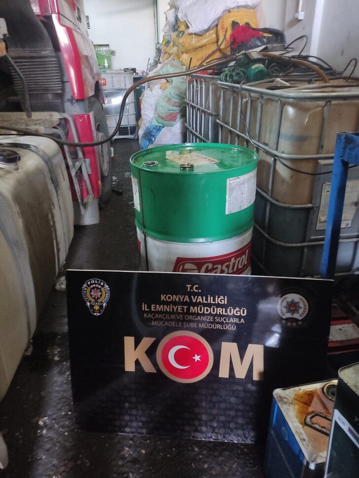 Konya'da kargo kutusunda kaçak nargile tütünü ele geçirildi G4