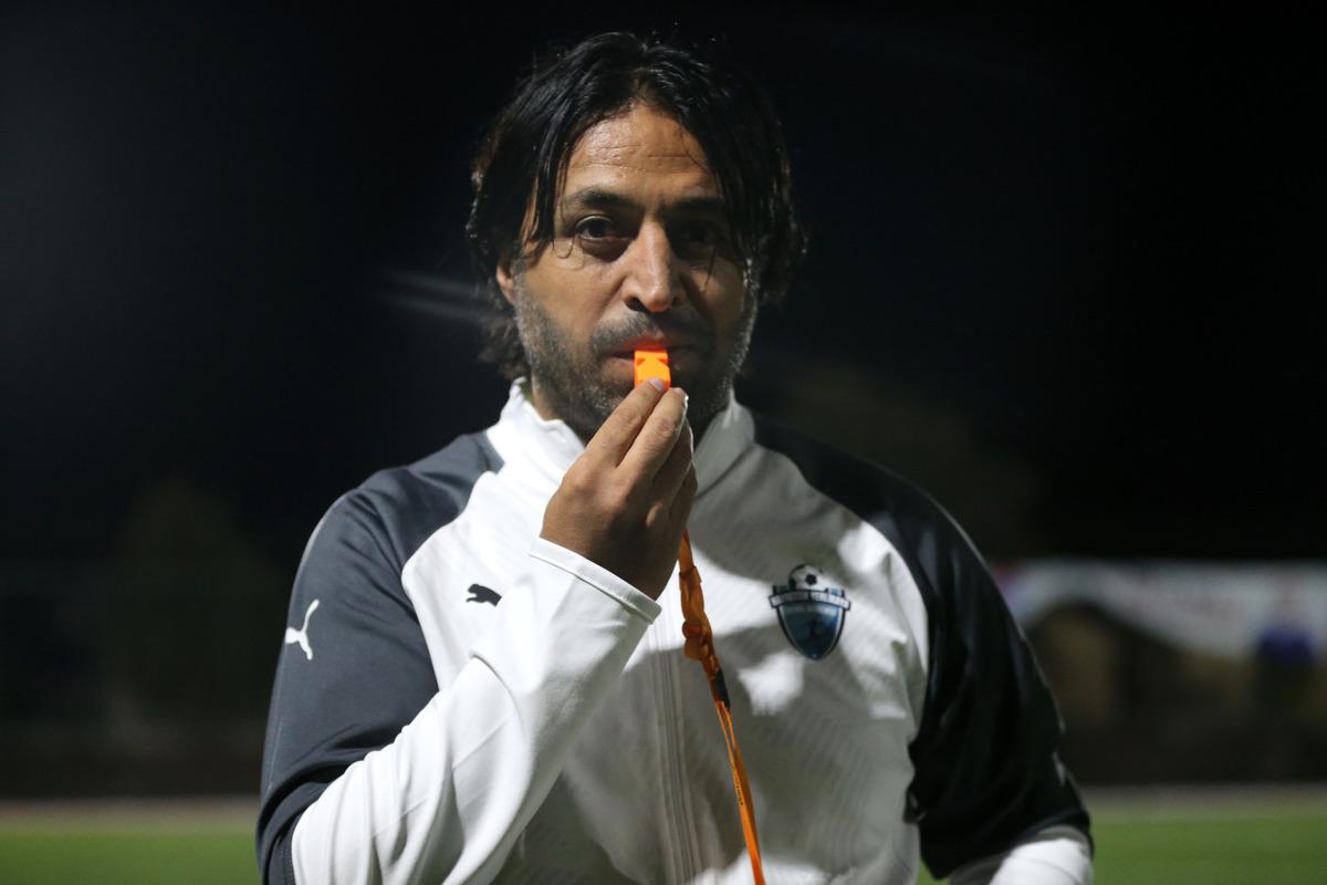 Sivasspor'un eski kaptanı Hayrettin, yeni yetenekleri futbola kazandırıyor