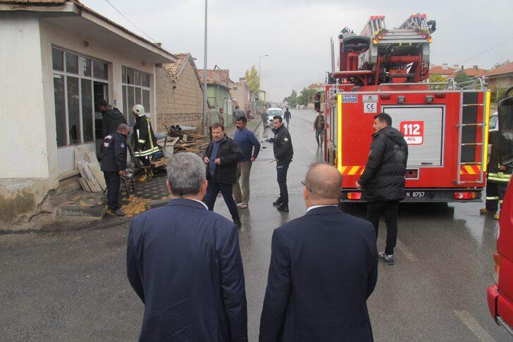 Benzinle soba yakmaya çalışan kaynakçı, iş yerinde çıkan yangında yaralandı G2