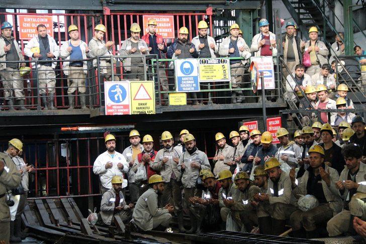 Zonguldak'ta madenciler patlamada hayatını kaybeden işçiler için dua etti G5