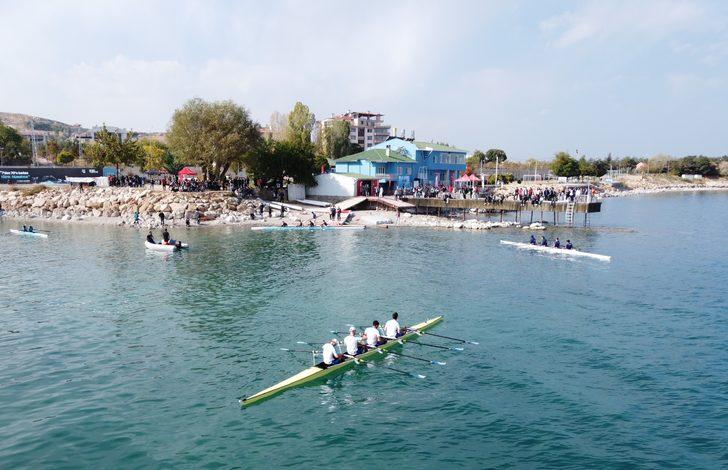 "Üniversiteli Kürekçiler Van Denizinde Buluşuyor" etkinliği devam ediyor G3