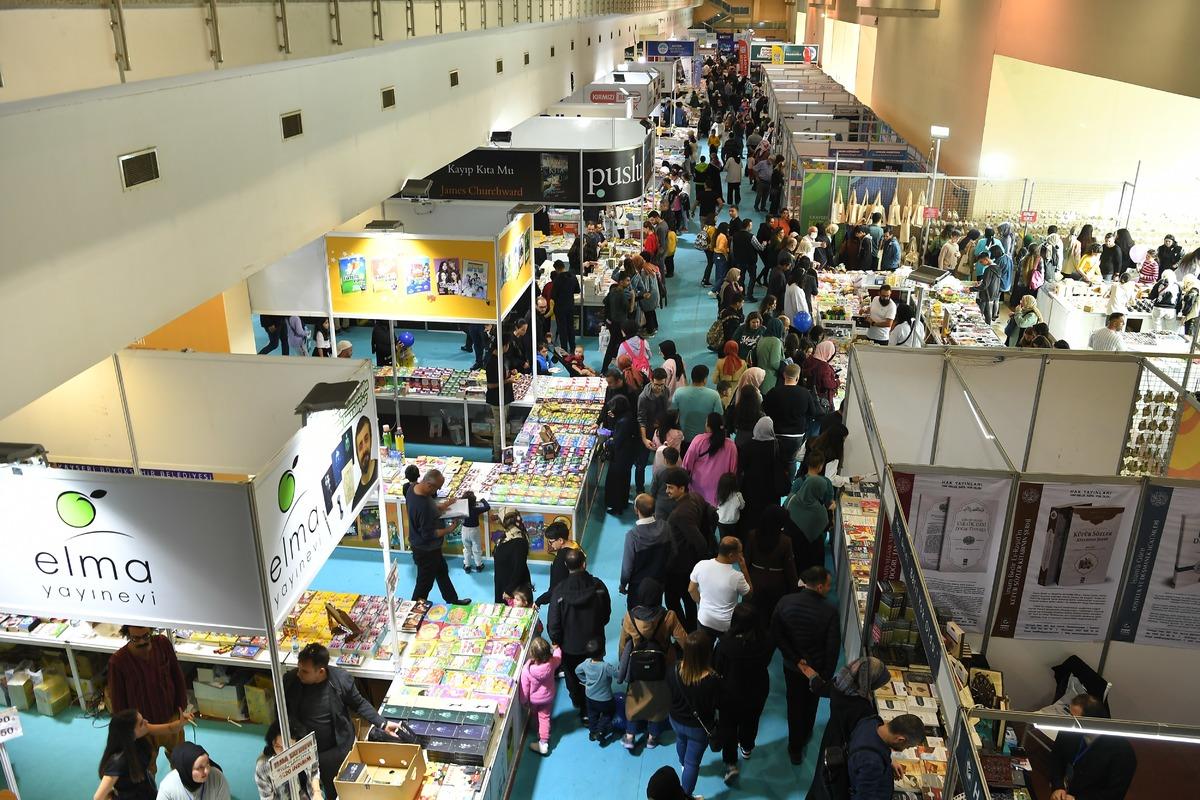 Kayseri Kitap Fuarı'nı 6 g&uuml;nde 504 bin 568 kişi ziyaret etti