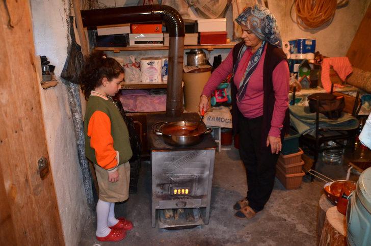 Kars'ta kuşburnu toplanmasına başlandı G5