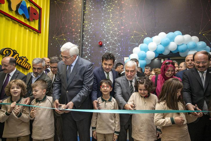 "Bilimin İzinde Erzurum Bilim Şenliği" başladı G4