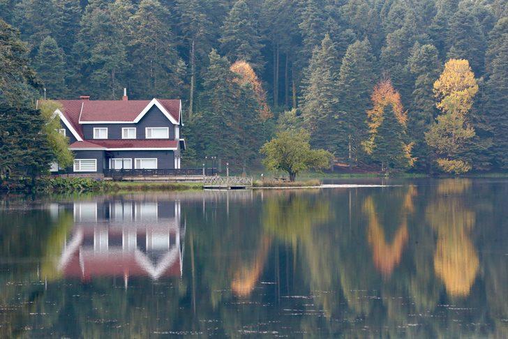 Gölcük Tabiat Parkı, misafirlerini sonbahar renkleriyle karşılıyor G1