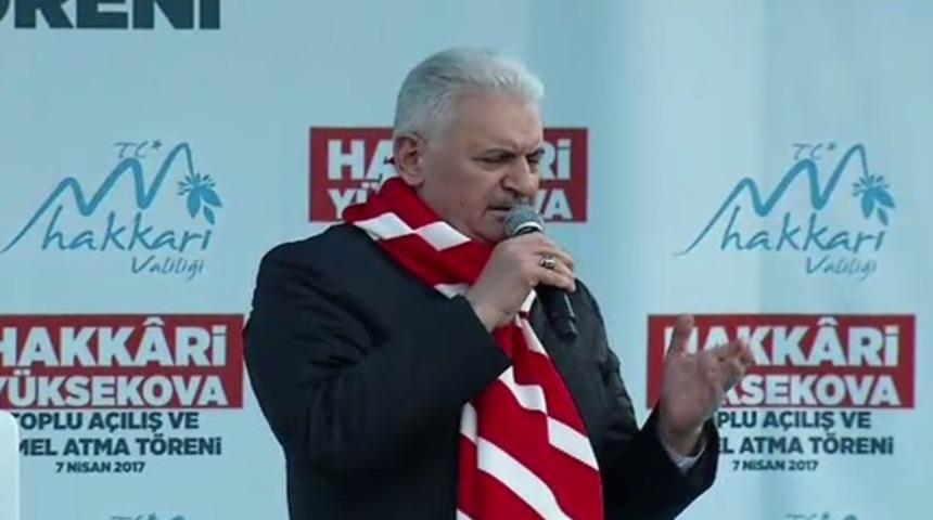 Başbakan Yıldırım'dan Hakkari'de önemli açıklamalar