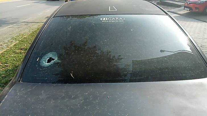 Kocaeli'de 2 iş yeri ile otomobil kurşunlandı G2