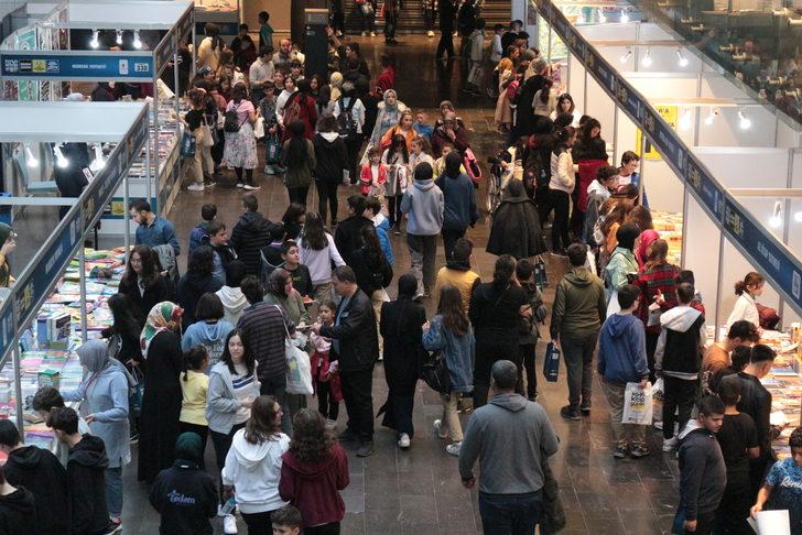 Konya Kitap Günleri kitapseverleri ağırlamaya devam ediyor G2