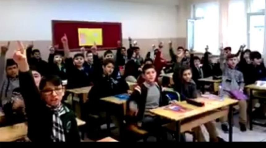 Bağcılar Selahattin Eyyubi Anadolu İmam Hatip Lisesi'nde tepki çeken görüntüler