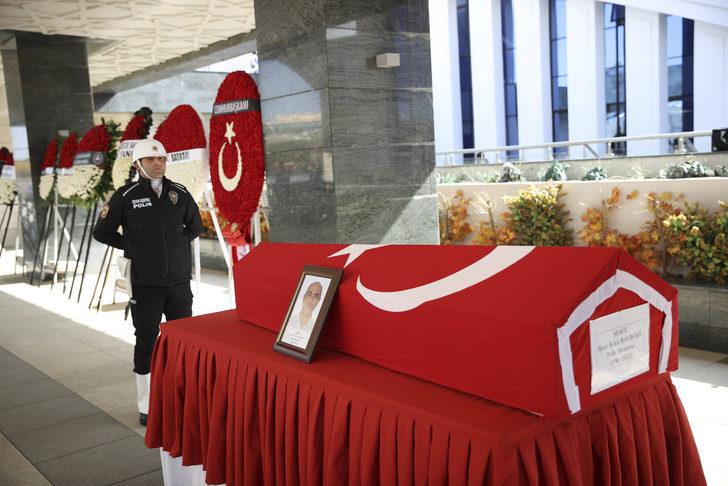 Şehit polis memuru Hızır Bekir Baybörü son yolculuğuna uğurlandı G3