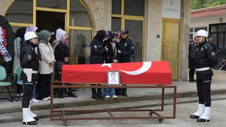 Amasya'daki otobüs kazasında ölen bekçinin cenazesi Giresun'da defnedildi