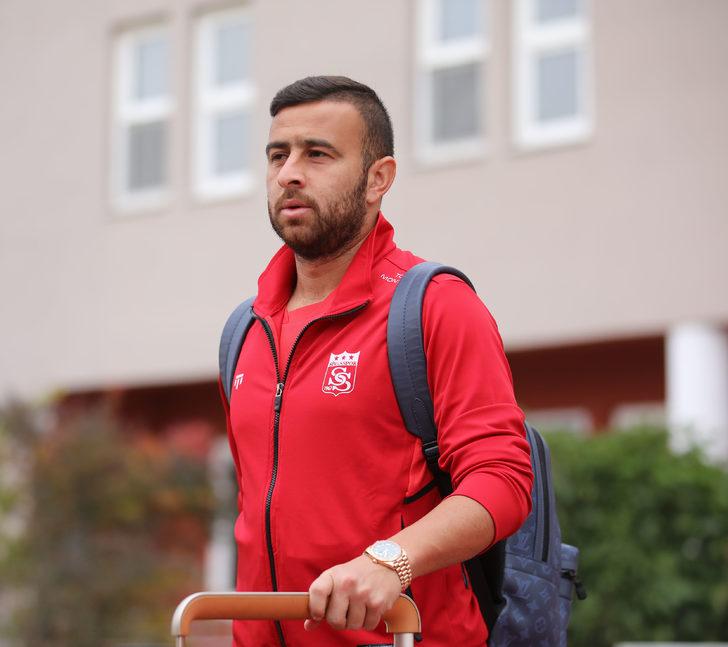 Sivasspor kafilesi Trabzon'a gitti G1
