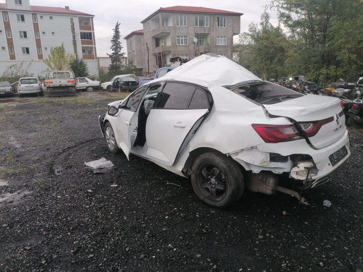Samsun'da ağaca çarpıp takla atan otomobildeki karı koca hayatını kaybetti G1