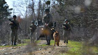 MSB duyurdu! Yunanistan'dan Türkiye'ye sızmaya çalışan 4 kişi yakalandı