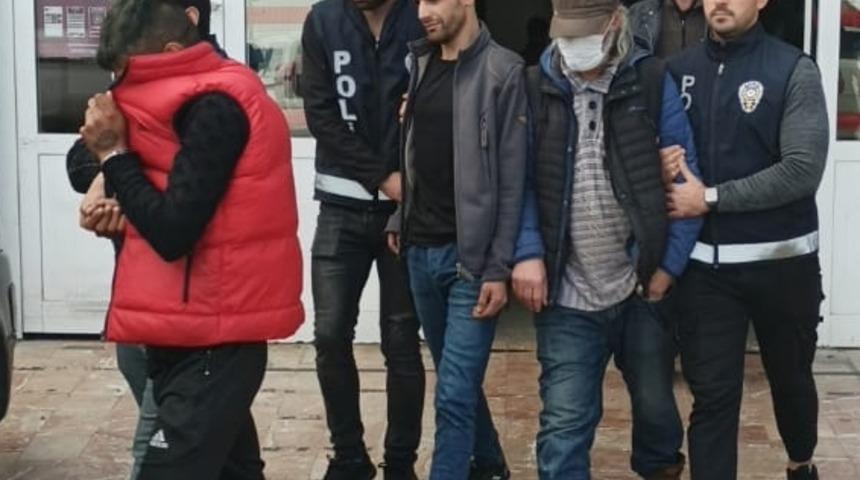 Edirne'de hırsızlık ve uyuşturucu operasyonunda gözaltına alınan 3 zanlı tutuklandı