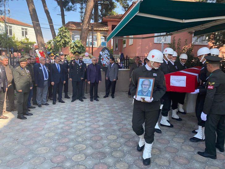 Kıbrıs gazisi Mustafa Gökerküçük Kırklareli'nde son yolculuğuna uğurlandı G1