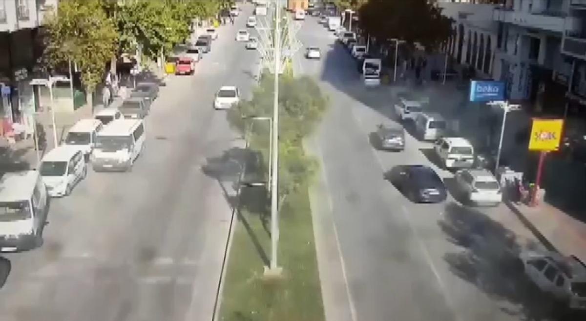 Kahramanmaraş&rsquo;taki deprem anı kameralarda