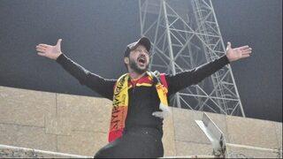 Rıza Kocaoğlu kimdir? Göztepe maçında üçlü çektiren Rıza Kocaoğlu gündeme oturdu!