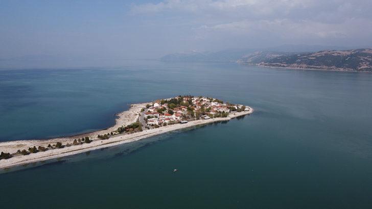 Eğirdir Gölü'nde su seviyesi son 2 haftada 8 santimetre düştü G2