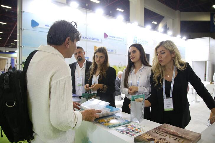 Silivri'de üretilen yerli tohumlar, Antalya'da yabancı alım heyetlerine tanıtıldı G3