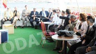 Ertuğrul Özkök: Devletin çöküşünün ilk karesi, en derin kumpasın suçüstü belgesi; bu fotoğrafa çok iyi bak