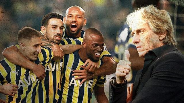 ''Konuştuklarımızı anlatırsam Jorge Jesus beni öldürür!'' Bu sezonu sallayan Enner Valencia, Fenerbahçe'nin şampiyonluk şansı için konuştu...