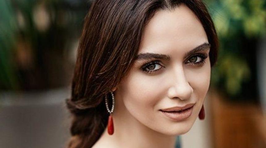 Hayat Bazen Tatlıdır Hayat ( Birce Akalay ) Kimdir?