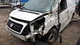 Eşini hastaneye doğuma götürürken kaza yapıp öldü