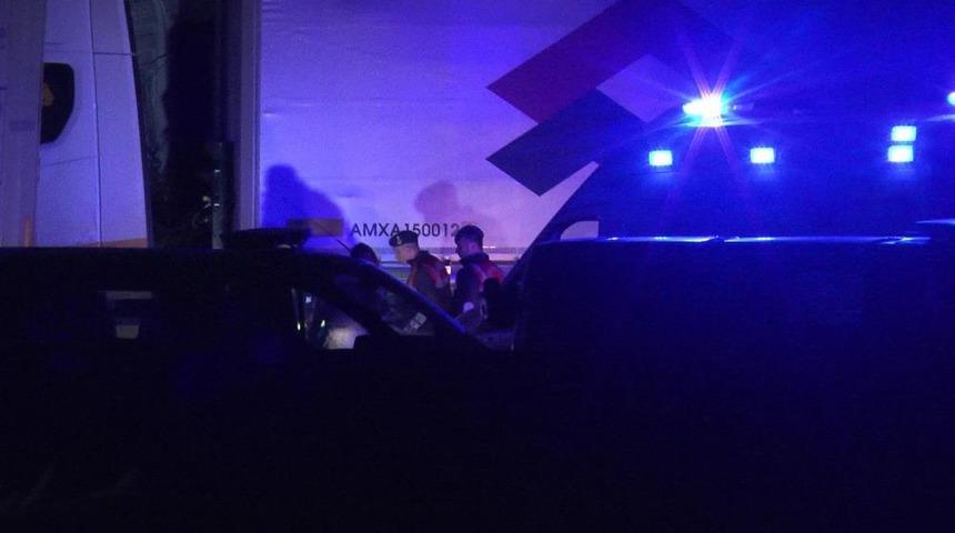 Tır parkında feci kaza! İki tırın arasında sıkışarak hayatını kaybetti