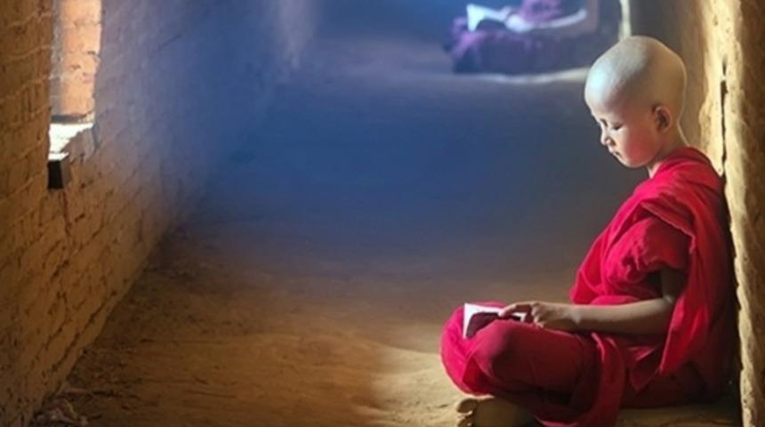 Hangi dinin mensupları daha fazla eğitim g&ouml;r&uuml;yor?