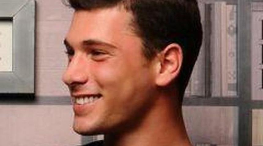 Hayat Bazen Tatlıdır Oyuncuları - Ronaldo Burak ( Deniz Can Aktaş ) Kimdir?