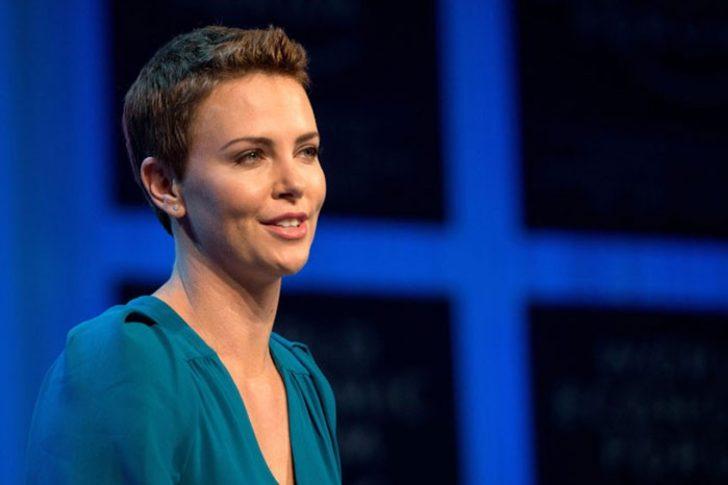 Yaşayan en seksi kadın Charlize Theron! G4