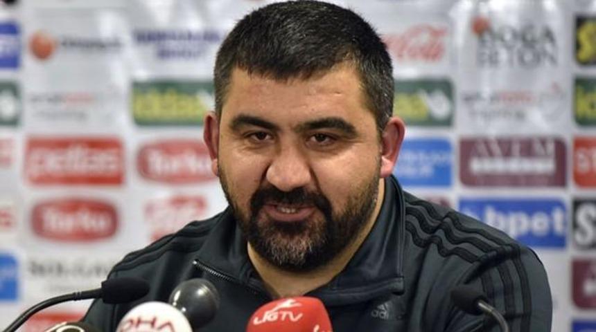 &Uuml;mit &Ouml;zat geldi mi Fenerbah&ccedil;e Teknik Direkt&ouml;r&uuml; Kim Olacak