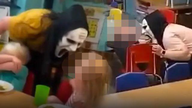 Sosyal medyadan tepki toplamıştı! Korku filmi maskesi takarak çocukları korkutan kreş çalışanlarının cezası belli oldu