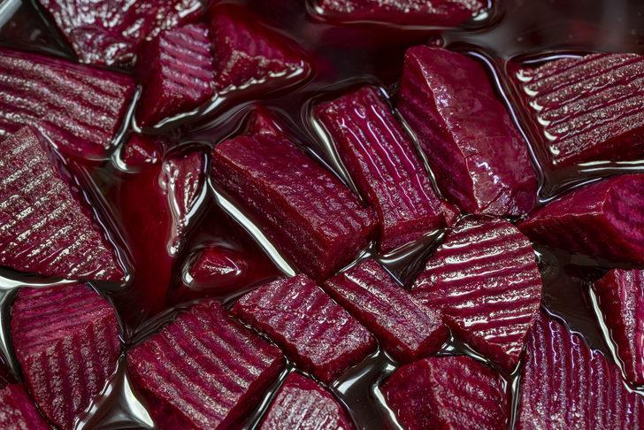 Bir kaşığı tansiyonu düşürür, kanserden korur, bağışıklık sistemini çelik gibi güçlendirir! Kırmızı pancar tüketmenin faydaları G2