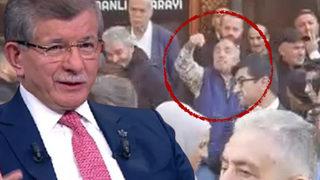 Ahmet Davutoğlu'na konuşma yaptığı sırada vatandaştan tepki! 'PKK ile berabersiniz'