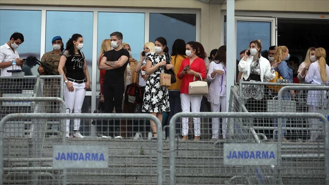 Dünyanın konuştuğu Türk örgüt lideri Adnan Oktar a yeni dava şoku! 8 bin yıldan fazla hapis cezası var... 2