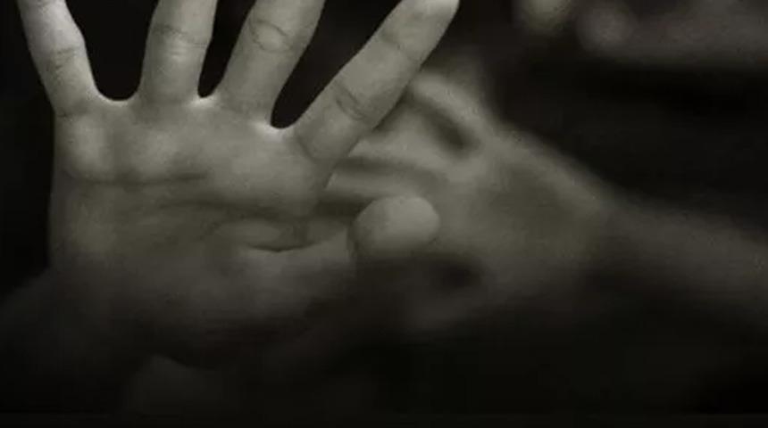 Karın ağrısı şikayetiyle hastaneye gitmişti: 14 yaşındaki lise öğrencisinin hamile olduğu ortaya çıktı!