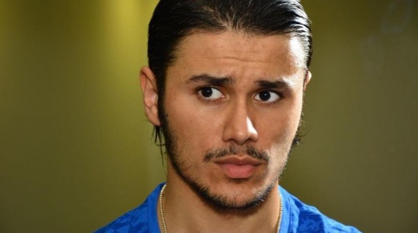 Psikolog Mert Ko&ccedil;ak, bu kez &ccedil;ıkardığı alb&uuml;mle hastaları terapi edecek