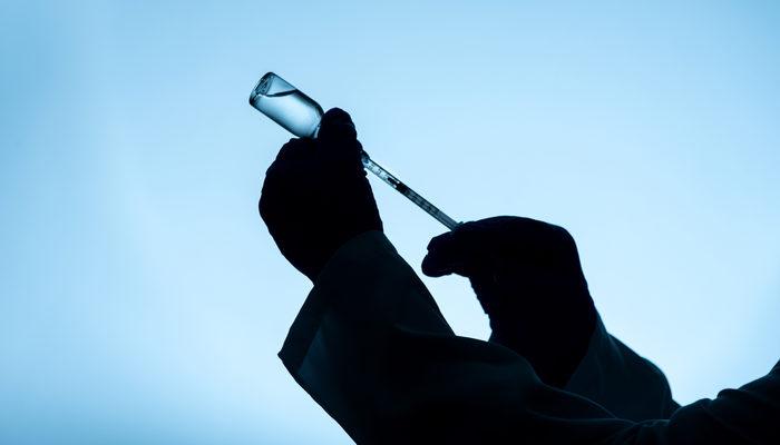 Çocuğa insan dışkısı enjekte etti! Cezası yetersiz bulununca..