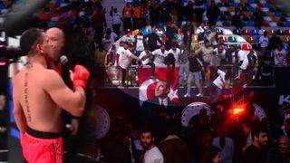 Tribünden atladılar, ortalık bir anda karıştı! Dövüş müsabakası sonrası kavga çıktı…