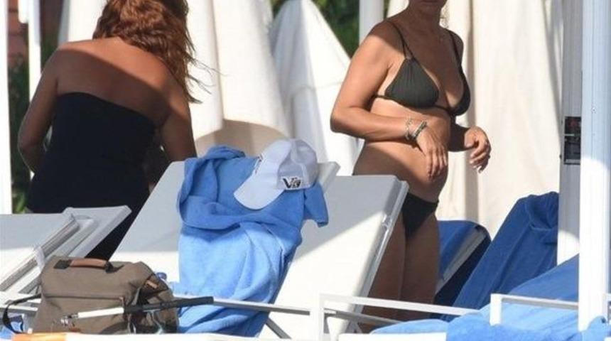 Esra Erol Muhteşem Bikini G&ouml;r&uuml;nt&uuml;leri Nefesleri kesti