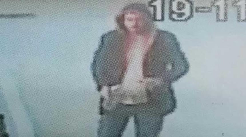 Taksici katilini bidonla benzin alması yakalattı