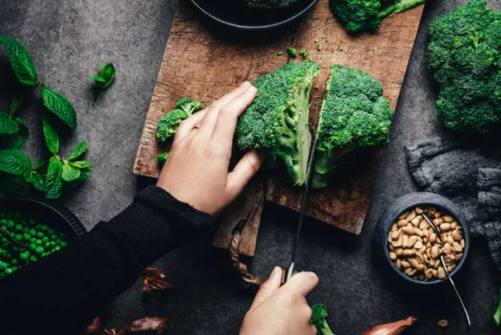 Dayanılmaz regl ağrılarından kurtulmanın yolu basit! Regl ağrısına iyi gelen yiyecekler G2