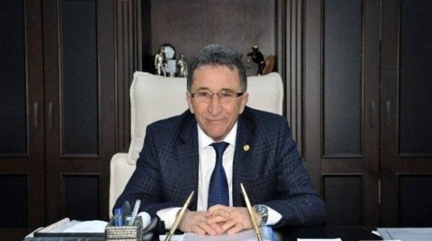 Edremit Belediye Başkanı Twitter paylaşımı ile g&uuml;ld&uuml;rd&uuml;: İşte Kamil Saka'nın attığı o tweet